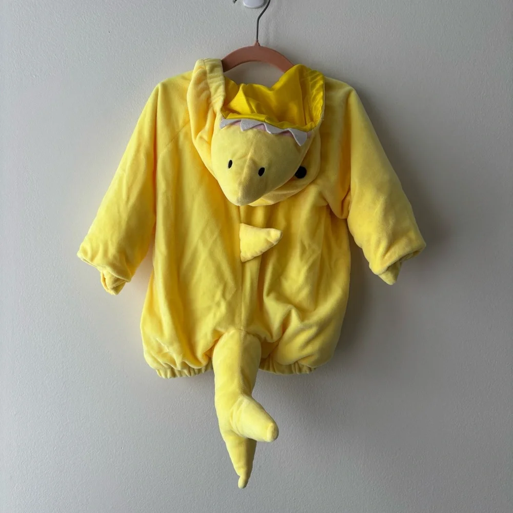 Target Yellow Baby Shark Costume Sz 6-12Months‎ - Picture 2 of 5